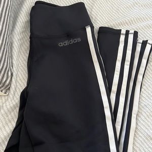 Black Adidas leggings